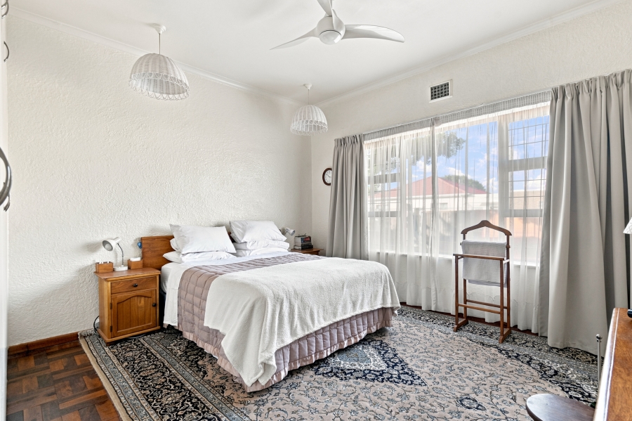 3 Bedroom Property for Sale in Wetton Western Cape